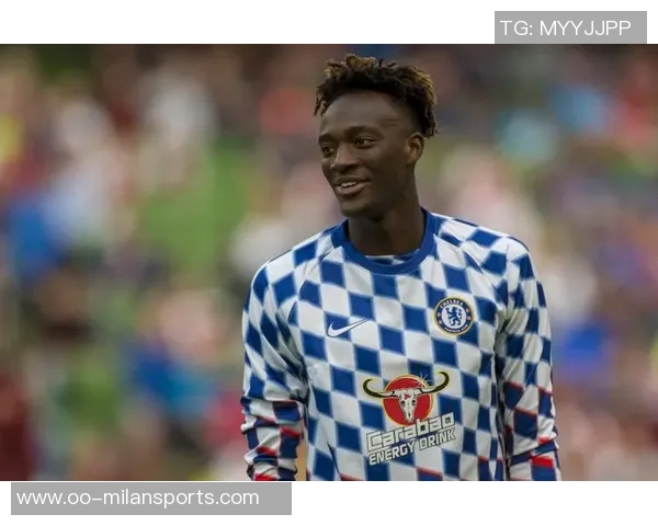 伯恩茅斯与拉扬达成协议签约五年转会费约3500万欧元 伯恩茅斯与拉扬达成协议签约五年转会费约3500万欧元